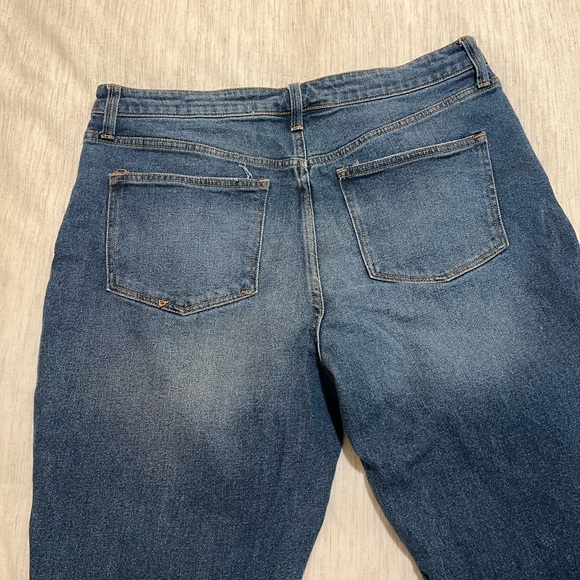 High Waist Ripped Mom Jeans Size 17 - Picture 8 of 10